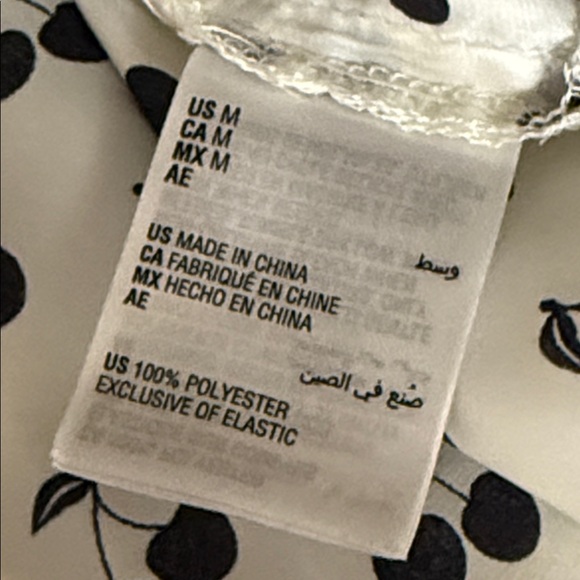 ON 34th women's long-sleeve blouse fblack cherry print on white MEDIUM NWOT - Picture 11 of 11